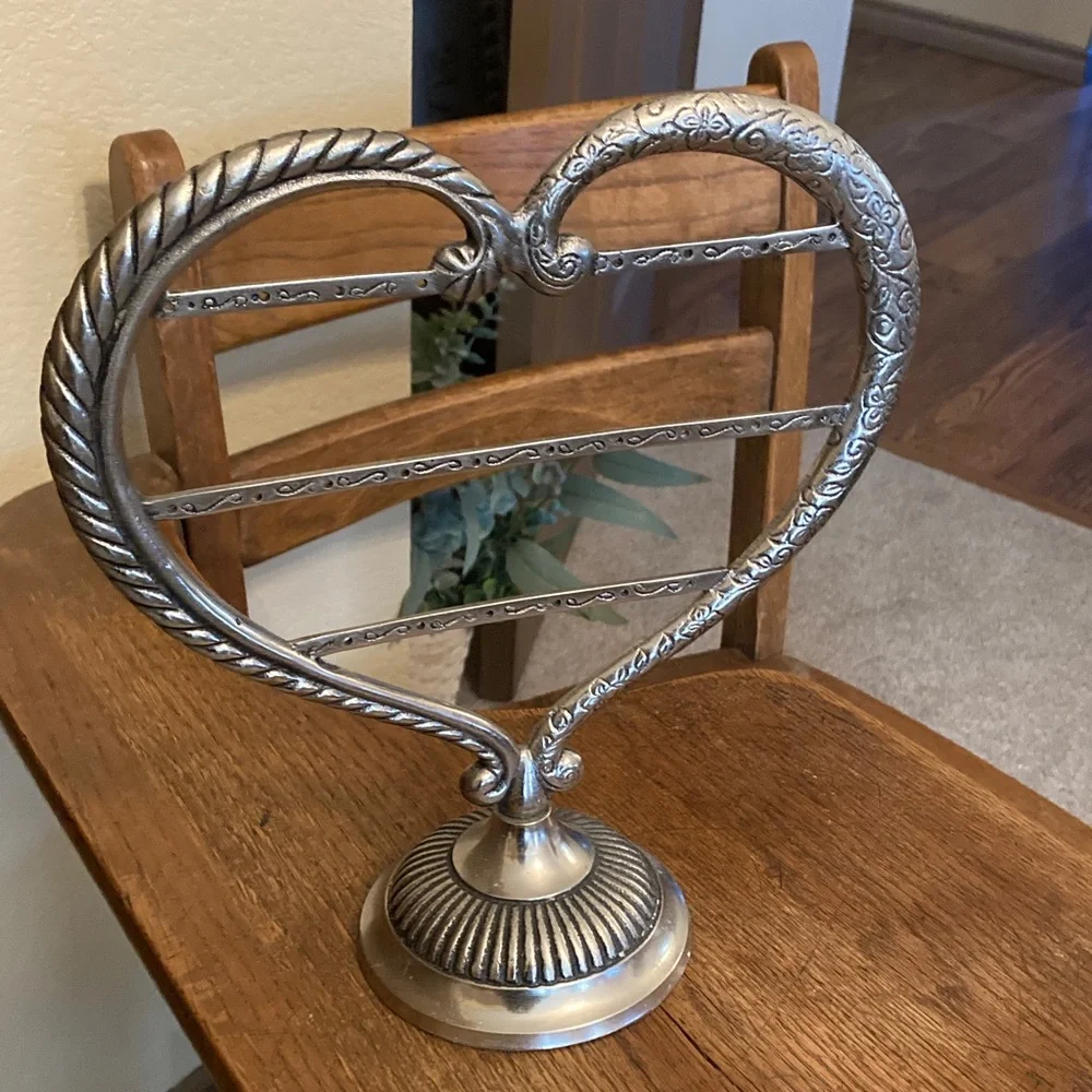 Earring Display Stand Heart
